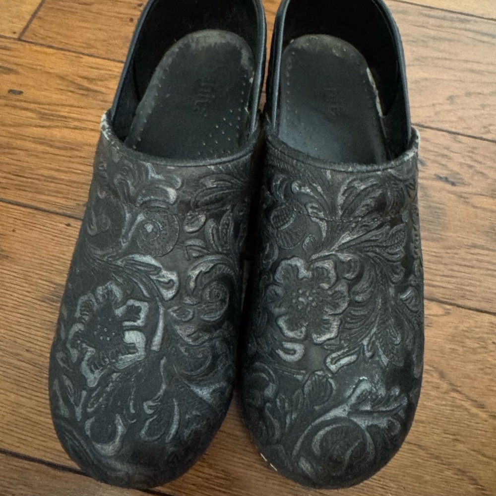 Sanita Clogs